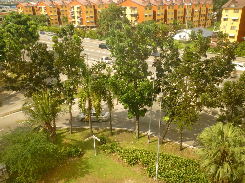 Hotel Sri Sutra - Bandar Sunway 3 Petaling Dzsaja Kültér fotó