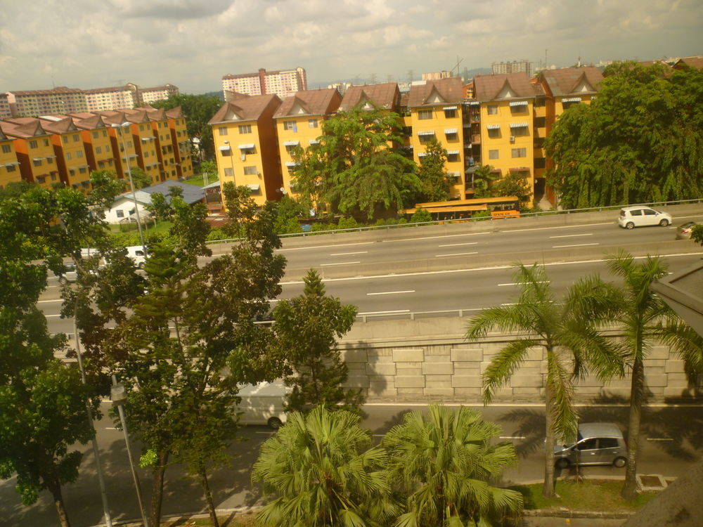 Hotel Sri Sutra - Bandar Sunway 3 Petaling Dzsaja Kültér fotó